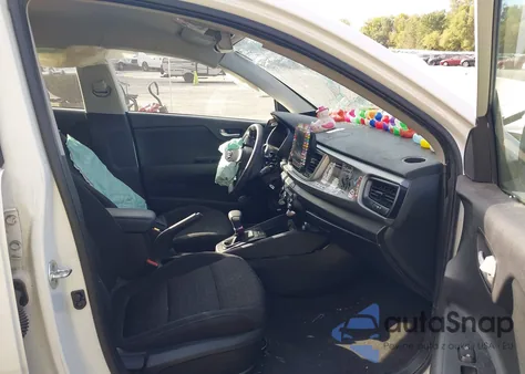 2021 Kia Rio S z USA, uszkodzony, nr VIN 3KPA24AD7ME392883